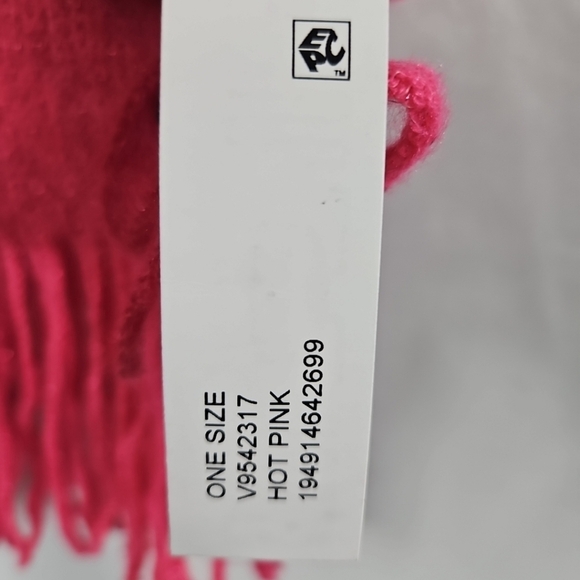Vince Camuto Hot Pink Wrap Fringe Scarf NWT 76X26 - Picture 4 of 6